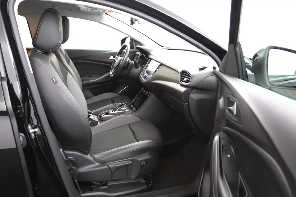 1.6 Turbo Hybrid Business Elegance