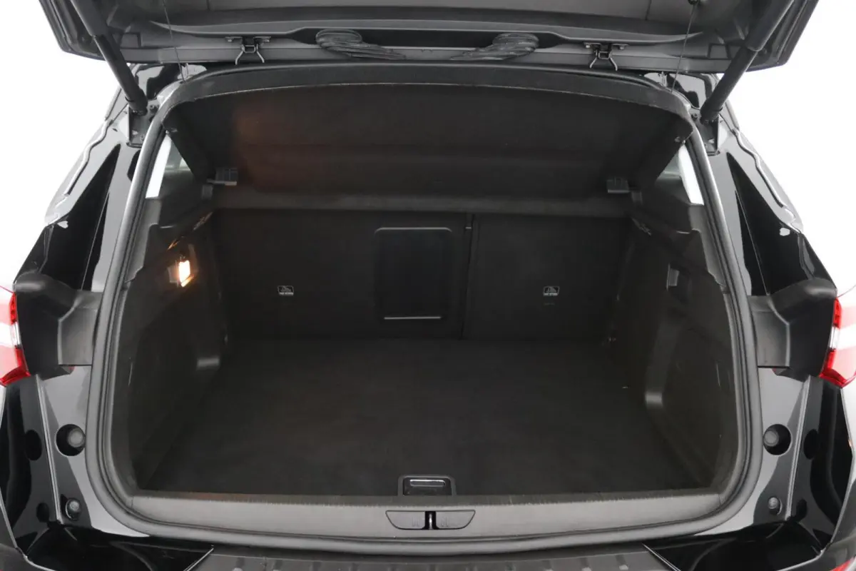 1.6 Turbo Hybrid Business Elegance