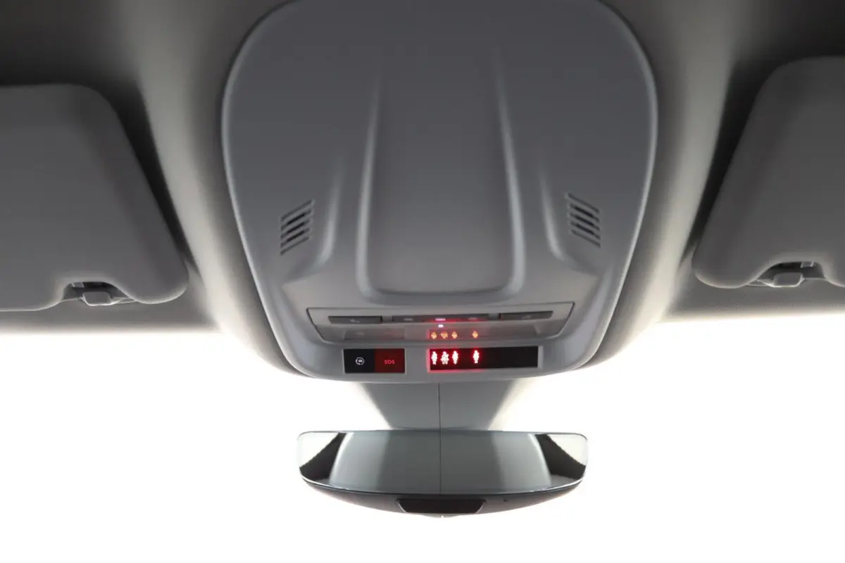 1.6 Turbo Hybrid Business Elegance