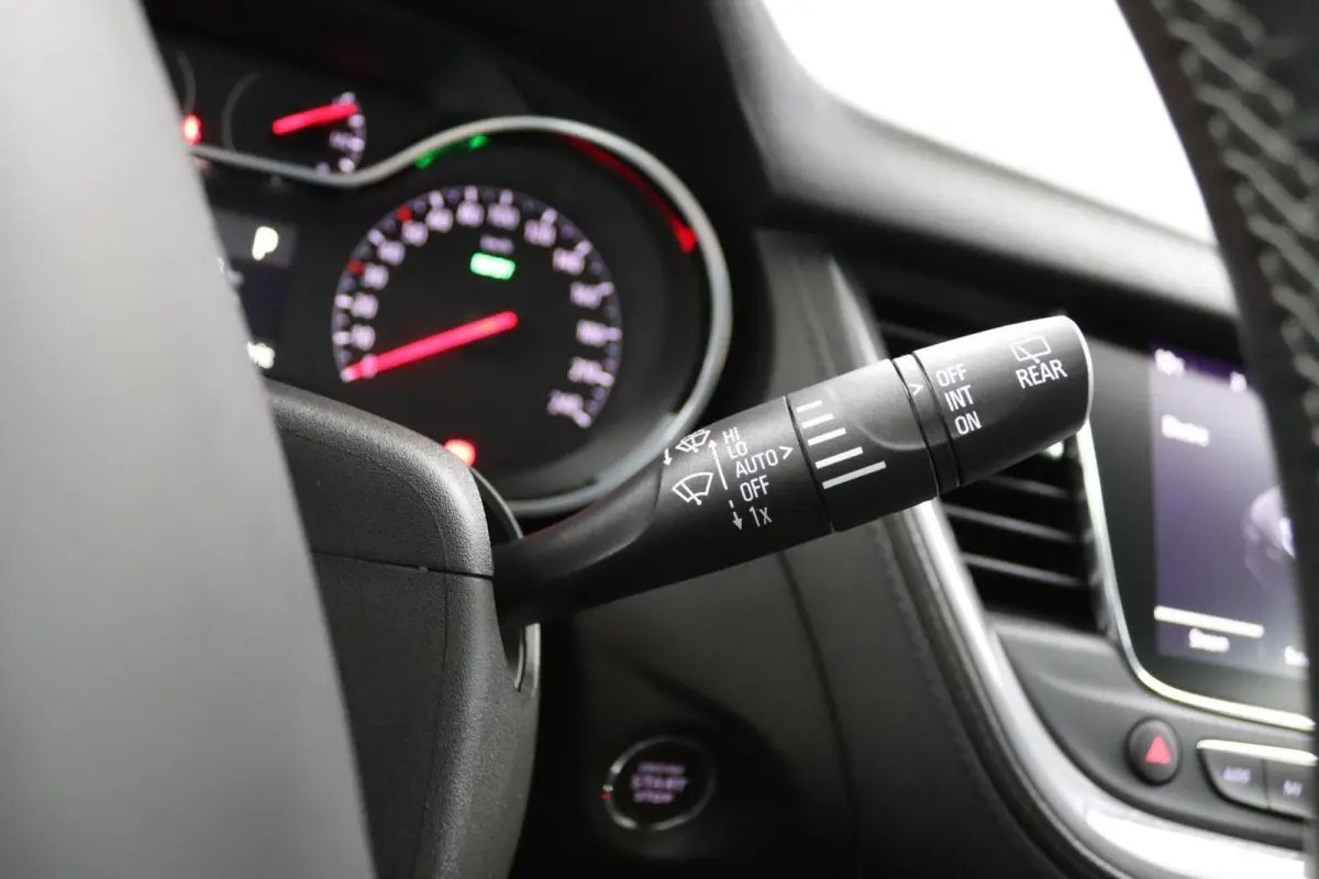 1.6 Turbo Hybrid Business Elegance