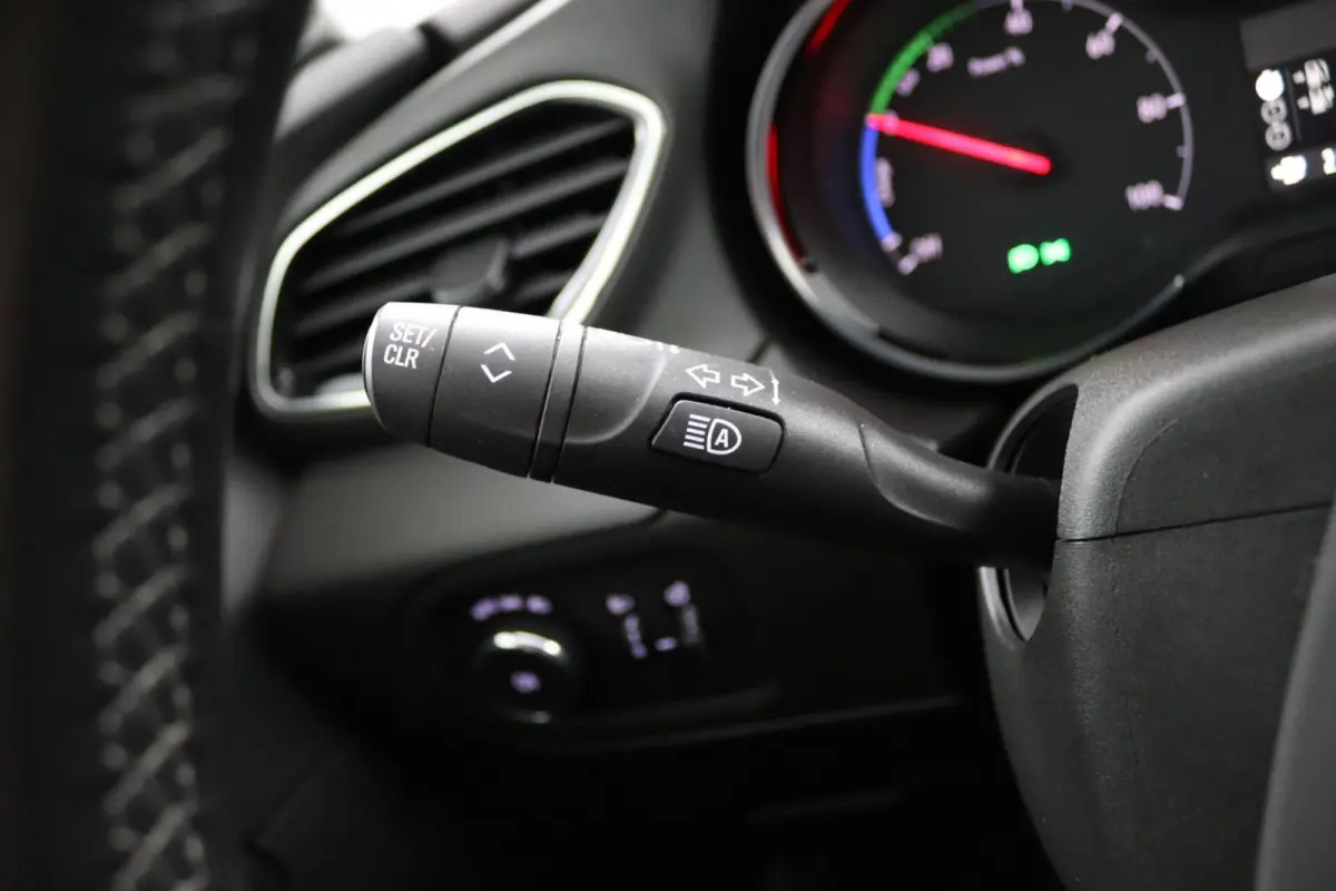 1.6 Turbo Hybrid Business Elegance