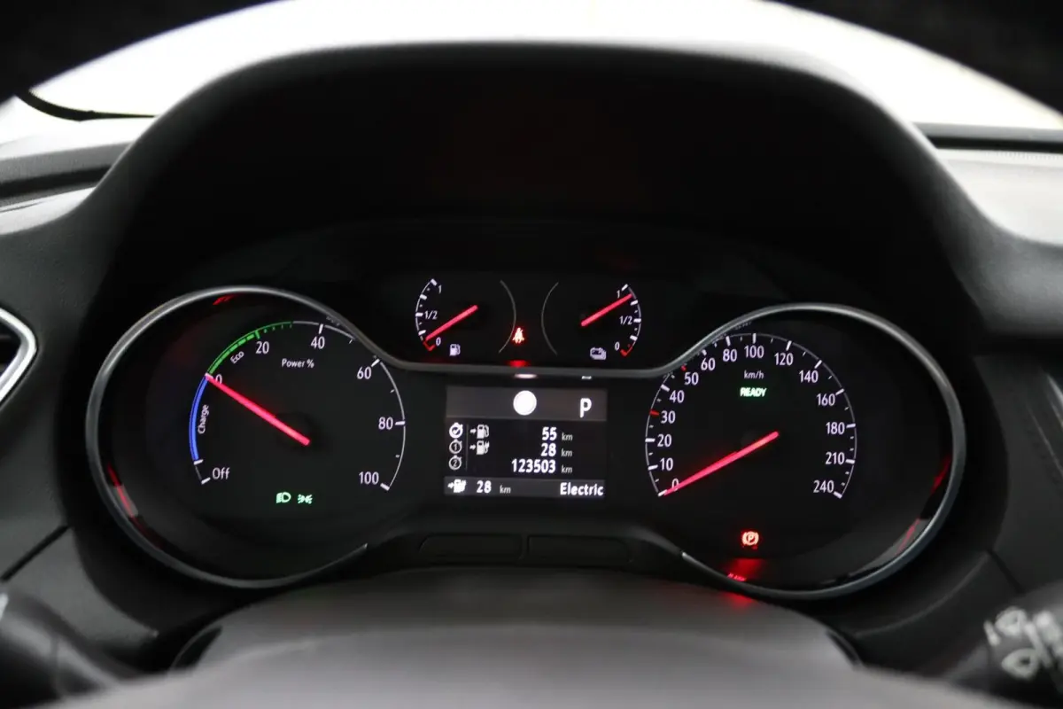 1.6 Turbo Hybrid Business Elegance
