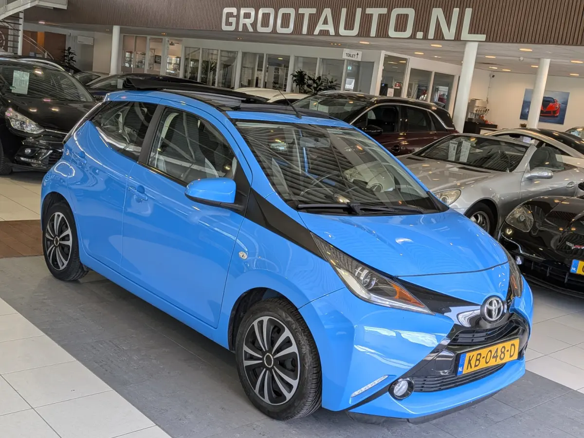1.0 VVT-i x-wave Airco, Stuurbekrachtiging
