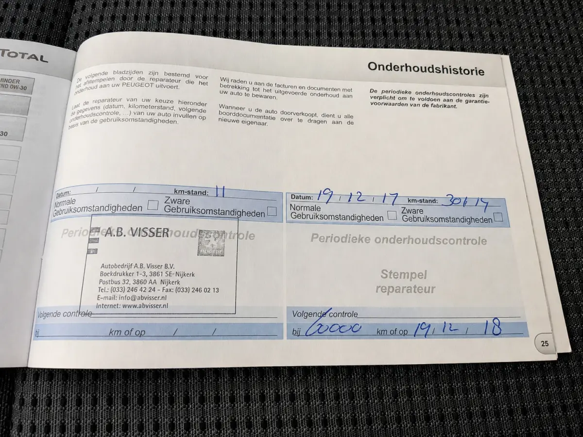 1.6 e-THP Première Panoramadak, Airco, Cruise Control, Trekhaak, Stuurbekrachtiging