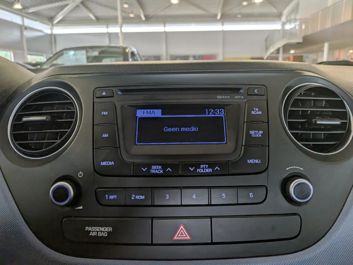 1.0i i-Motion Comfort Dealer Onderhouden, Cruise Control, Airco