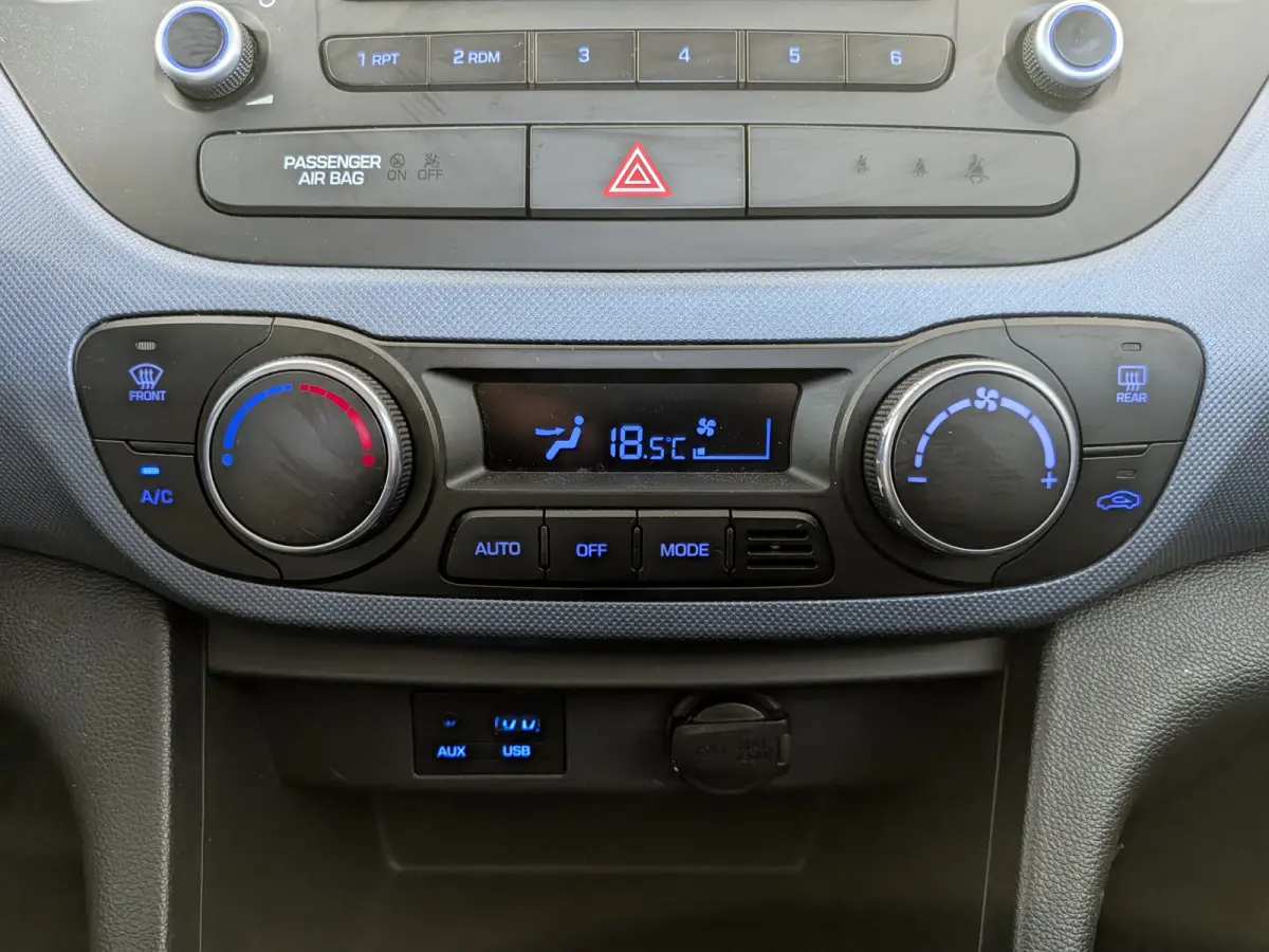 1.0i i-Motion Comfort Dealer Onderhouden, Cruise Control, Airco