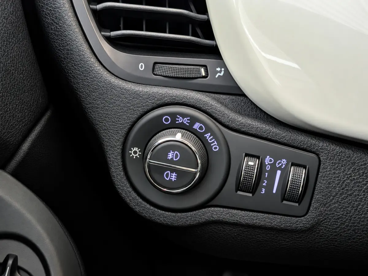 1.0 GSE Urban 120TH Edition Airco, Cruise Control, Stuurbekrachtiging