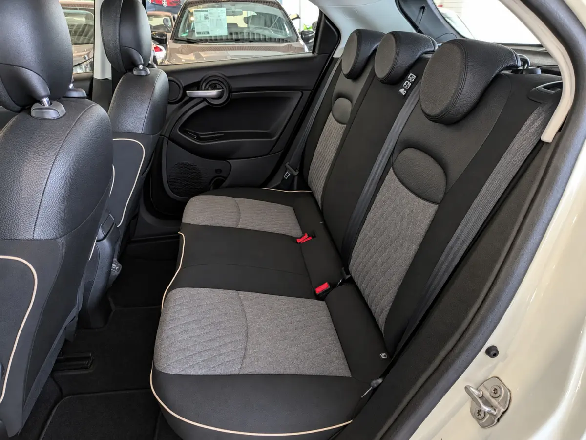 1.0 GSE Urban 120TH Edition Airco, Cruise Control, Stuurbekrachtiging