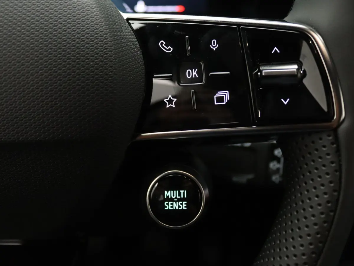 115pk TCe techno Apple Carplay/Android Auto | Climate