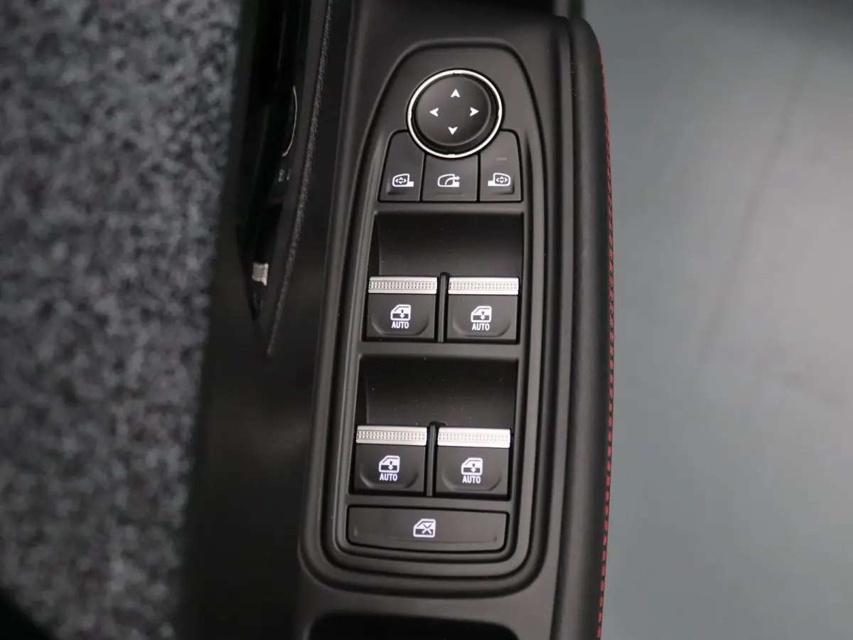 115pk TCe techno Apple Carplay/Android Auto | Climate