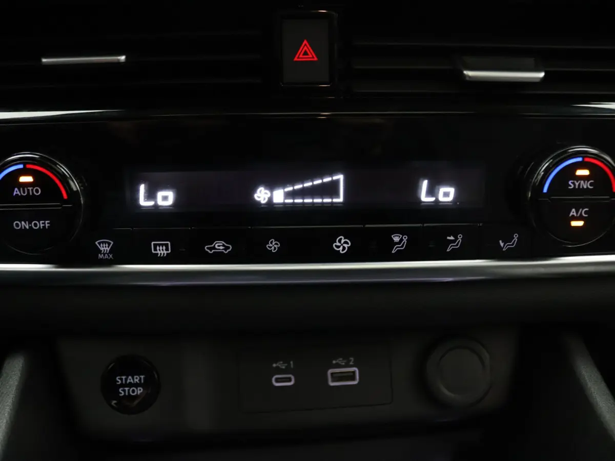 204pk e-Power N-Connecta Apple Carplay/Android Auto | Climate