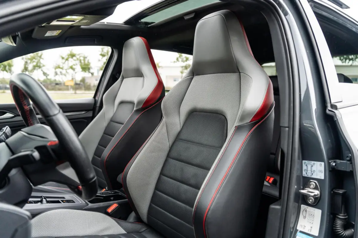 2.0 TSI GTI Clubsport Pano DCC ACC Leer