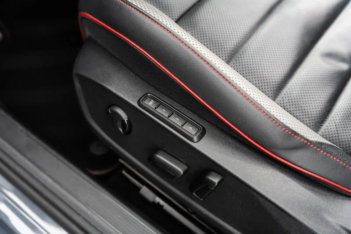2.0 TSI GTI Clubsport Pano DCC ACC Leer