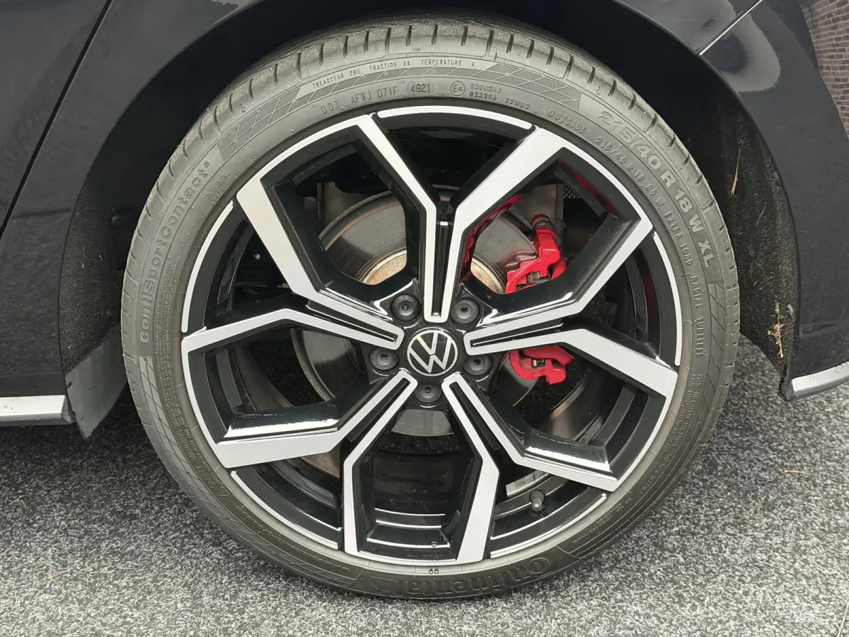2.0 TSI GTI Navi IQ Virtual Beats