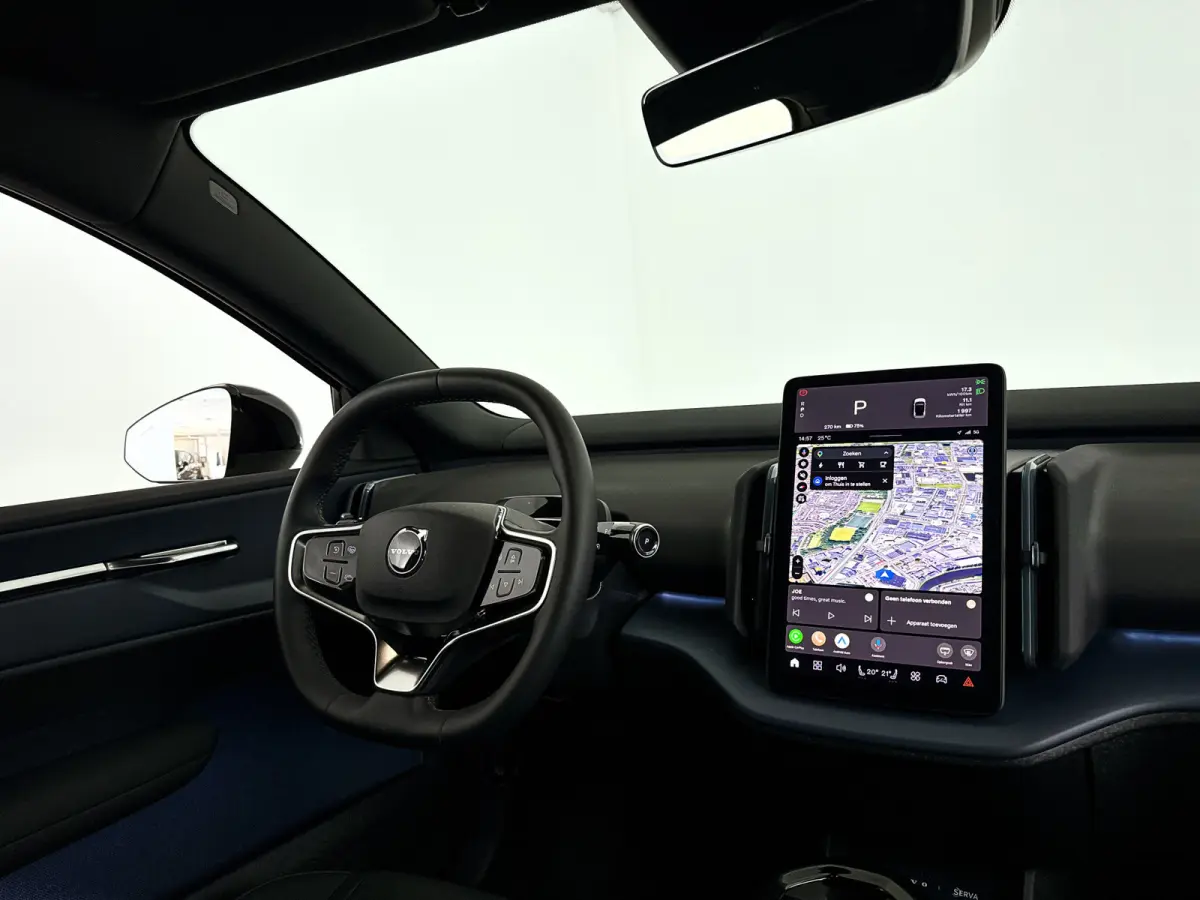 P3 Long Range Plus Europa 69 kWh | Parkeercamera | Harman Kardon | Stoel- en stuurverwarming | Elektrische stoelen