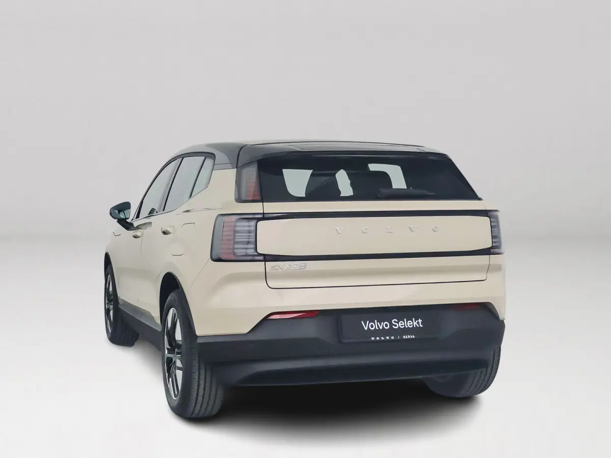P3 Long Range Plus Europa 69 kWh | Parkeercamera | Harman Kardon | Stoel- en stuurverwarming | Elektrische stoelen