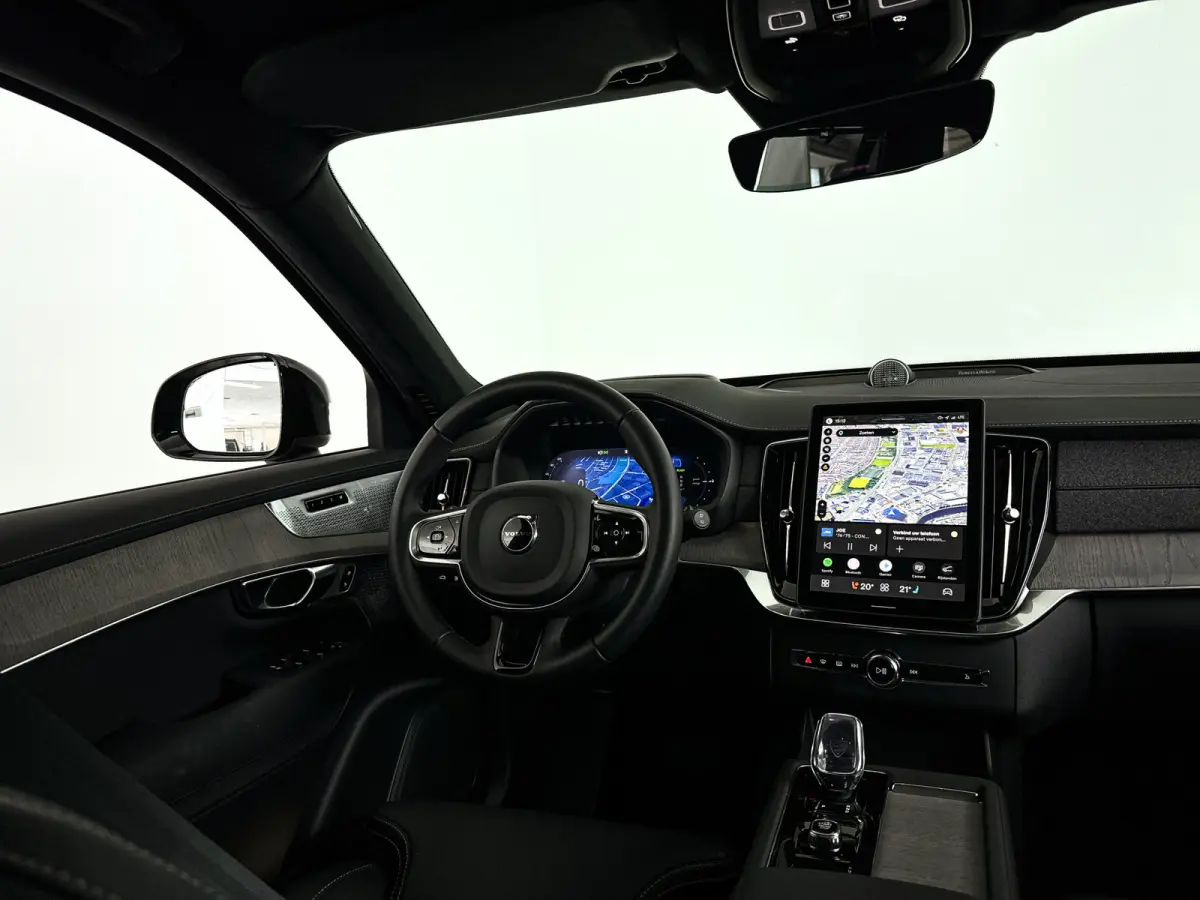 T8 Plug-in hybrid AWD Ultra Black Ed. Exec. | Panoramadak | 360° camera | Bowers & Wilkins | Luchtvering | Stoelventilatie | Head-up Display | Trekhaak