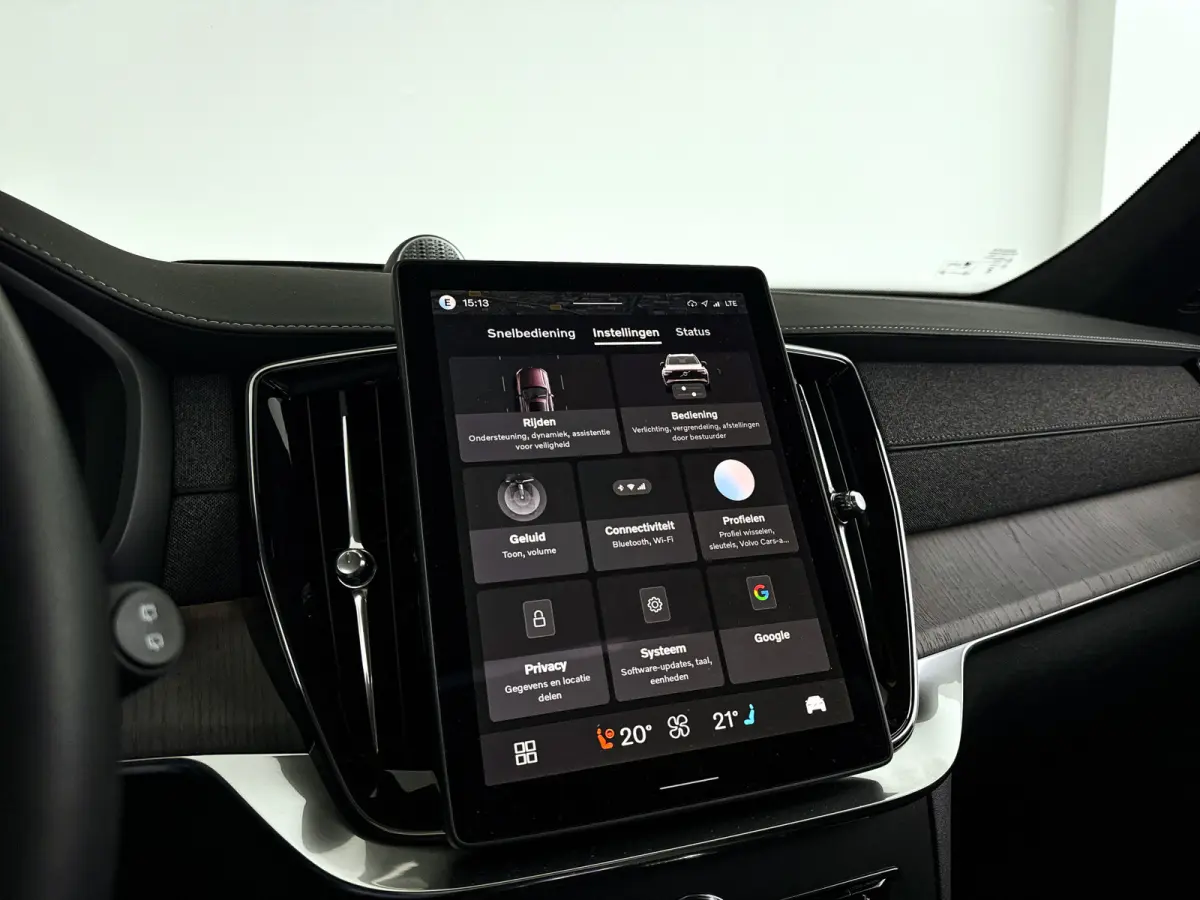 T8 Plug-in hybrid AWD Ultra Black Ed. Exec. | Panoramadak | 360° camera | Bowers & Wilkins | Luchtvering | Stoelventilatie | Head-up Display | Trekhaak
