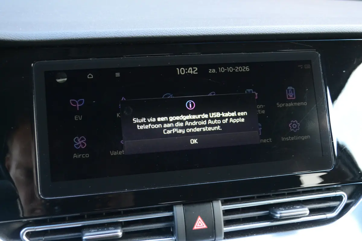 Edition 64 kWh | 93,4 SOH | Keyless | Camera | Stoelverwarming | Carplay/Android Auto