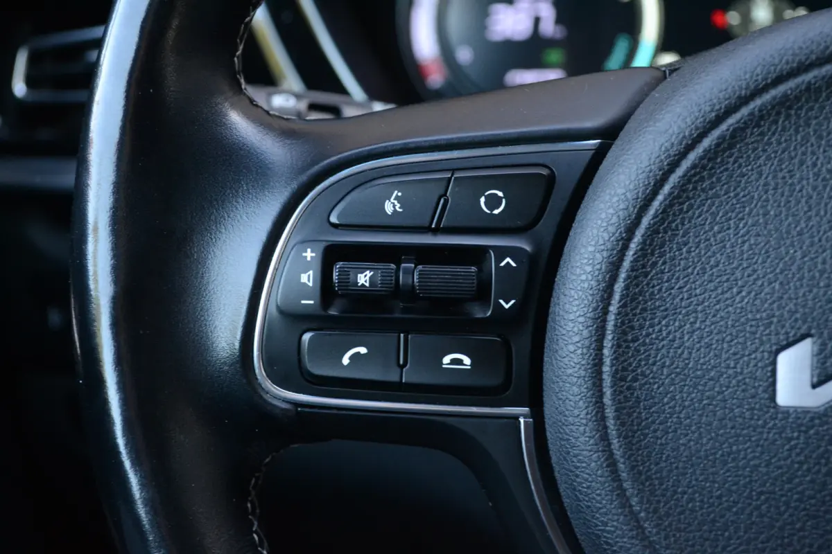 Edition 64 kWh | 93,4 SOH | Keyless | Camera | Stoelverwarming | Carplay/Android Auto