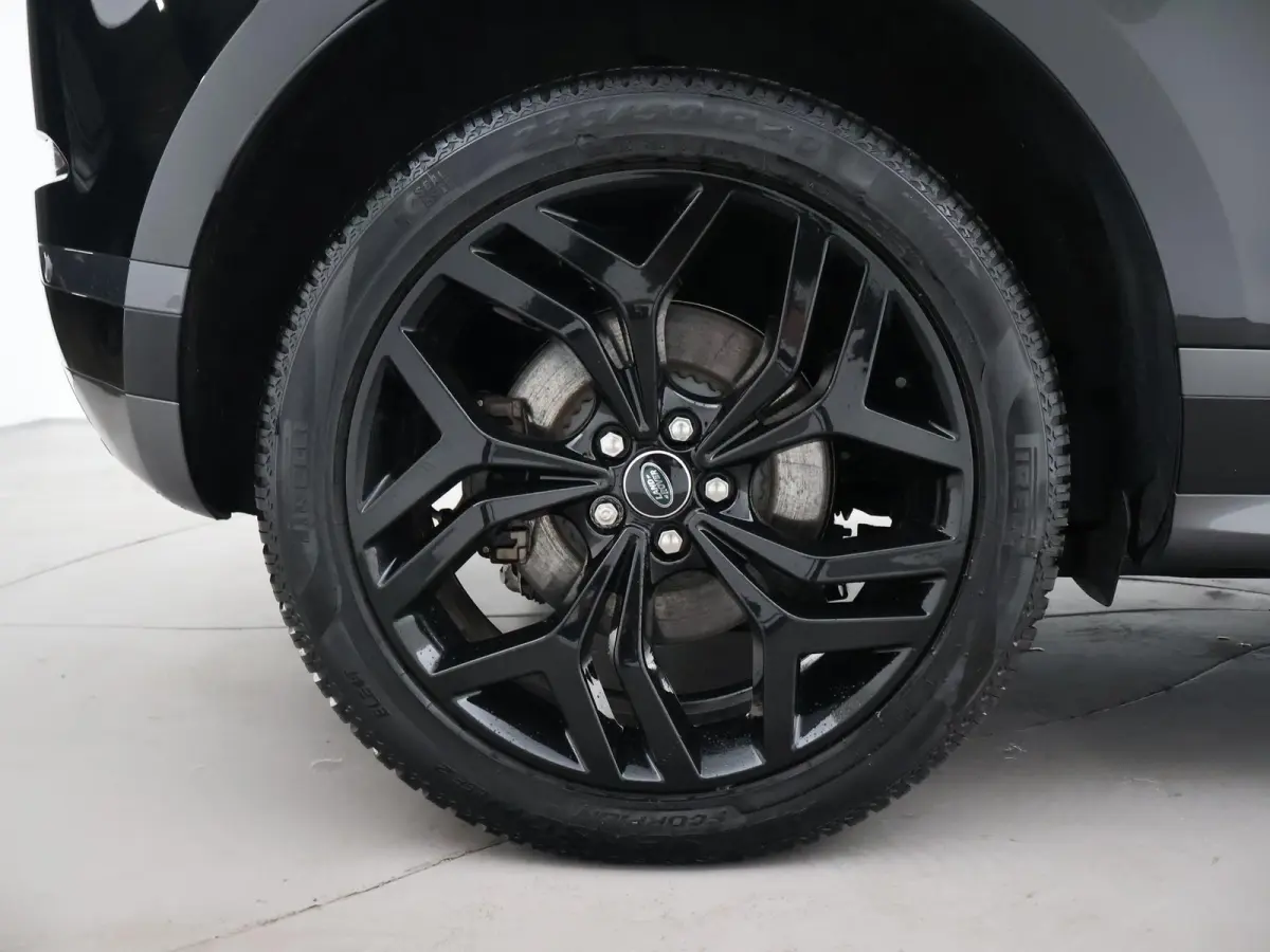 1.5 P300e AWD BRONZE COLLECTION R DYNAMIC + PANORAMA | TREKHAAK | MERIDIAN | 20 INCH