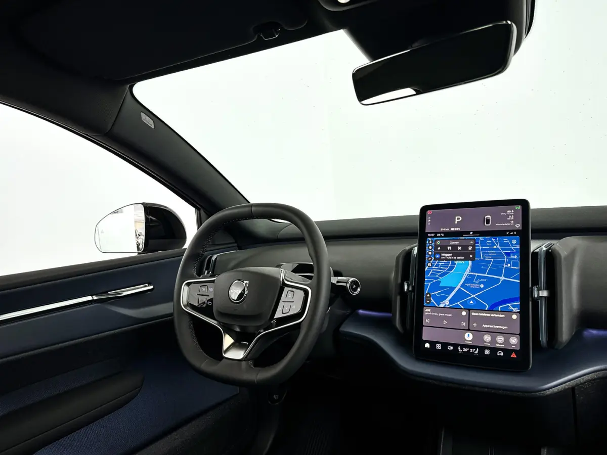 P5 Long Range Ultra Europa 69 kWh | Panoramadak | 360° camera | Harman Kardon | Stoel- en stuurverwarming