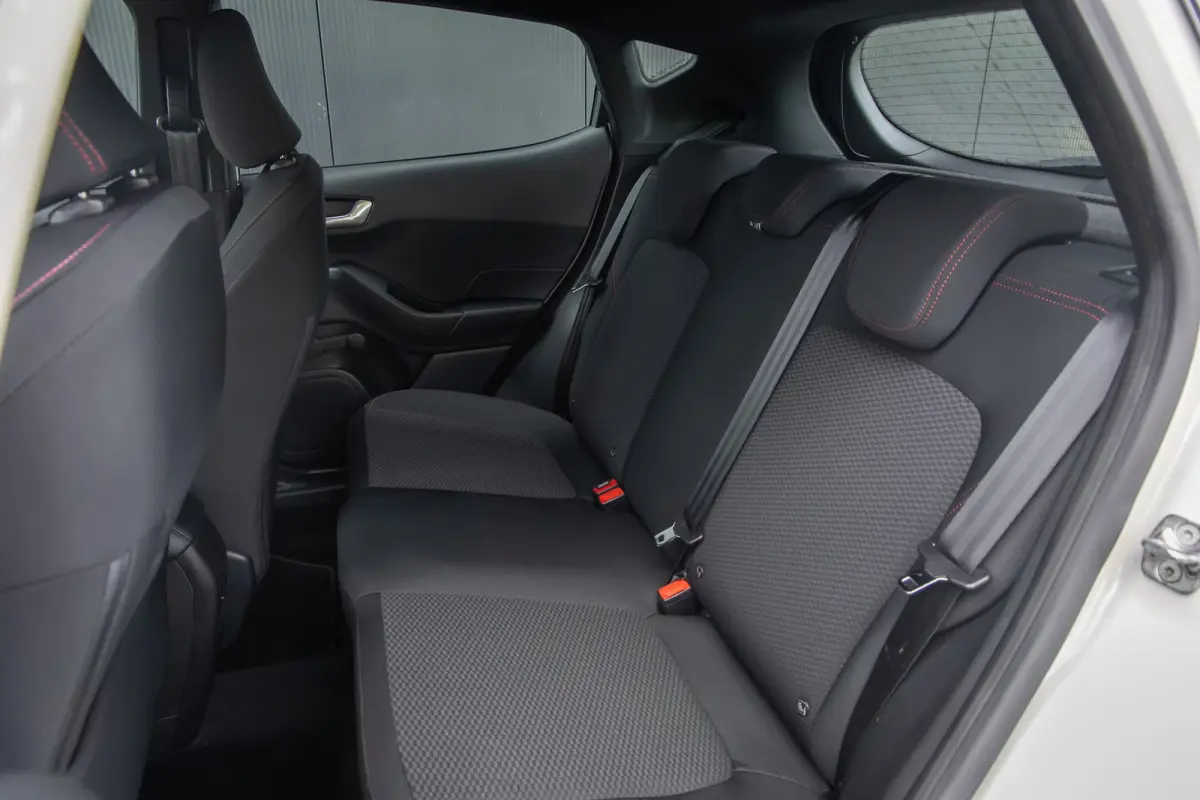 1.0 EcoBoost ST-Line | 100% Broekhuis o.h. | Apple carplay / Andriod auto | Privacy-glass