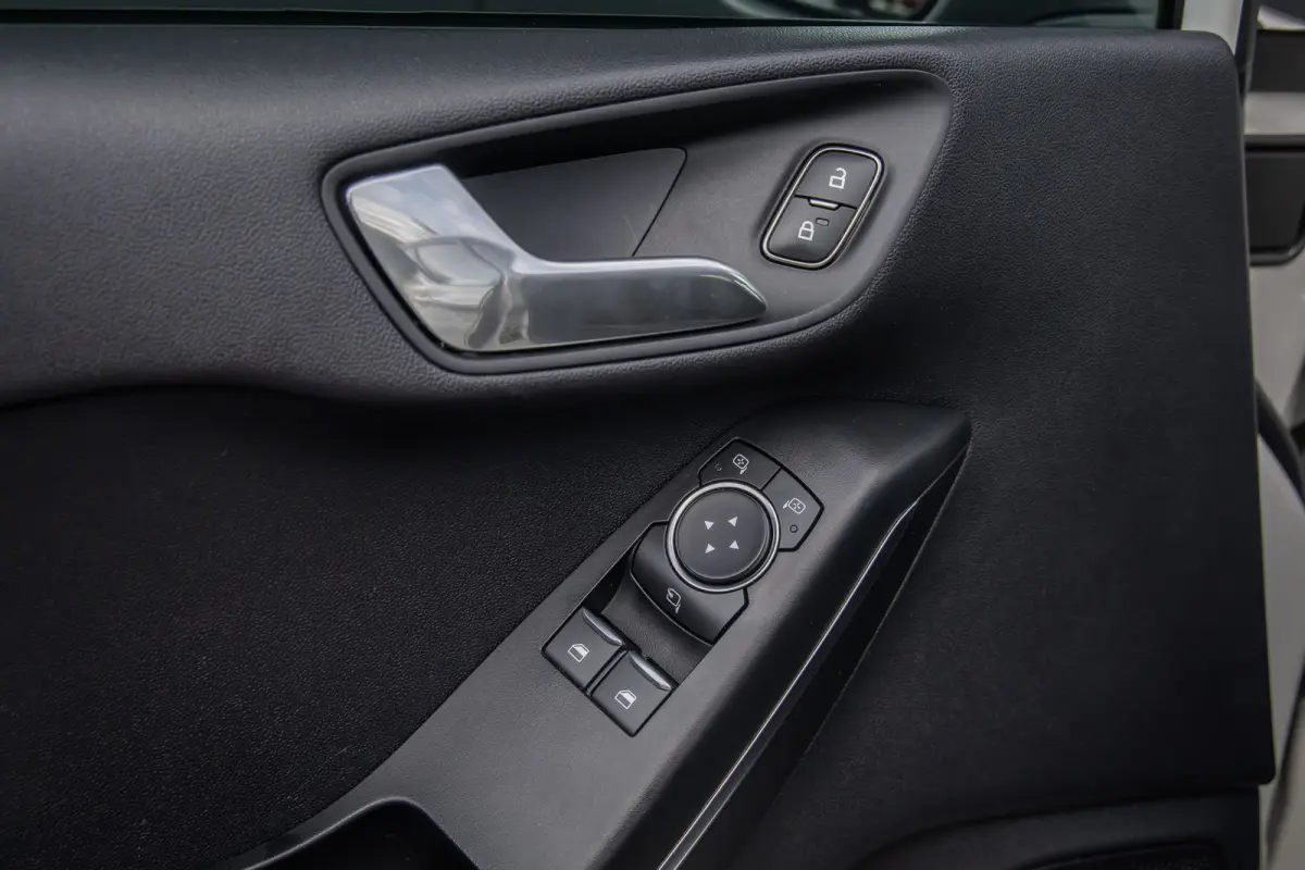 1.0 EcoBoost ST-Line | 100% Broekhuis o.h. | Apple carplay / Andriod auto | Privacy-glass