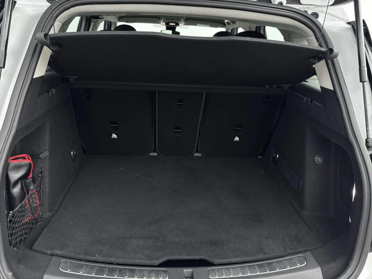 1.5 One Chili | Climate Control | Stoelverwaming | Navigatie | Speed Limiter |