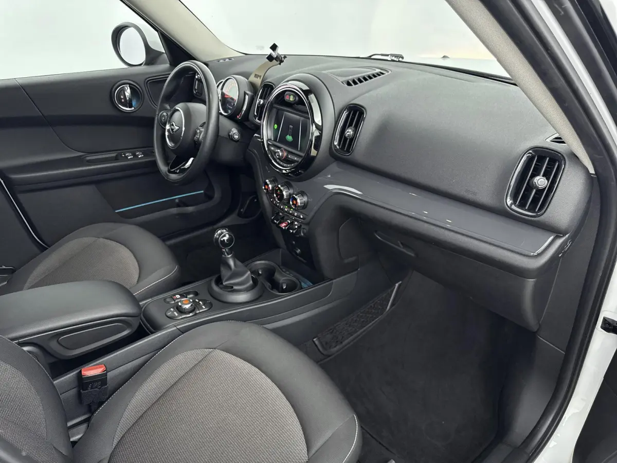 1.5 One Chili | Climate Control | Stoelverwaming | Navigatie | Speed Limiter |
