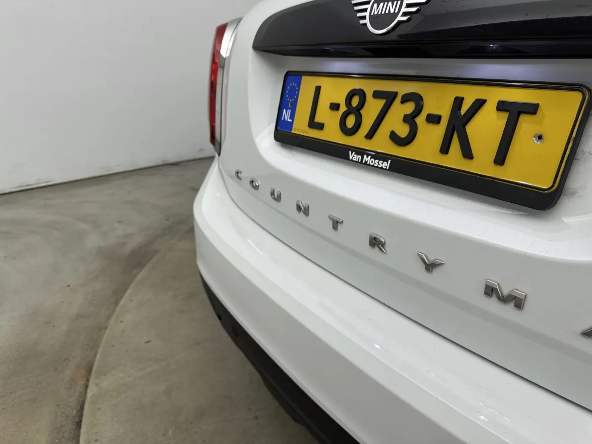 1.5 One Chili | Climate Control | Stoelverwaming | Navigatie | Speed Limiter |