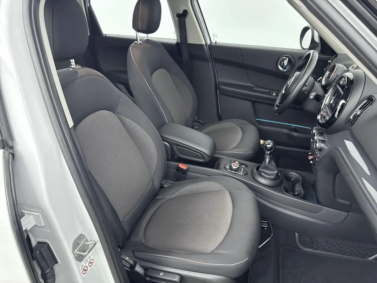 1.5 One Chili | Climate Control | Stoelverwaming | Navigatie | Speed Limiter |