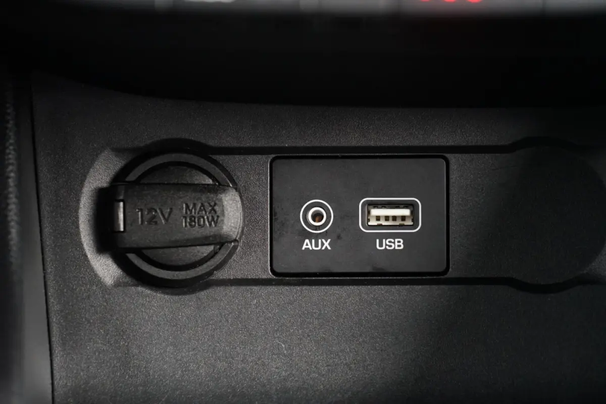 1.0 T-GDI Comfort, NL, cam. navi, cruise, DAB