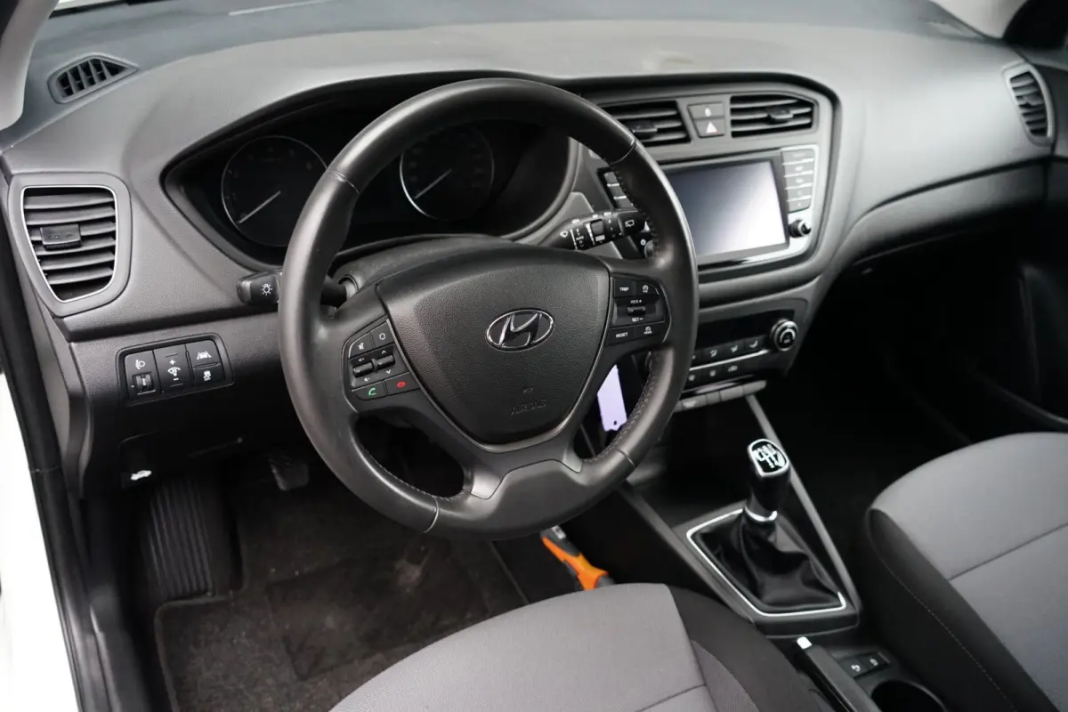 1.0 T-GDI Comfort, NL, cam. navi, cruise, DAB