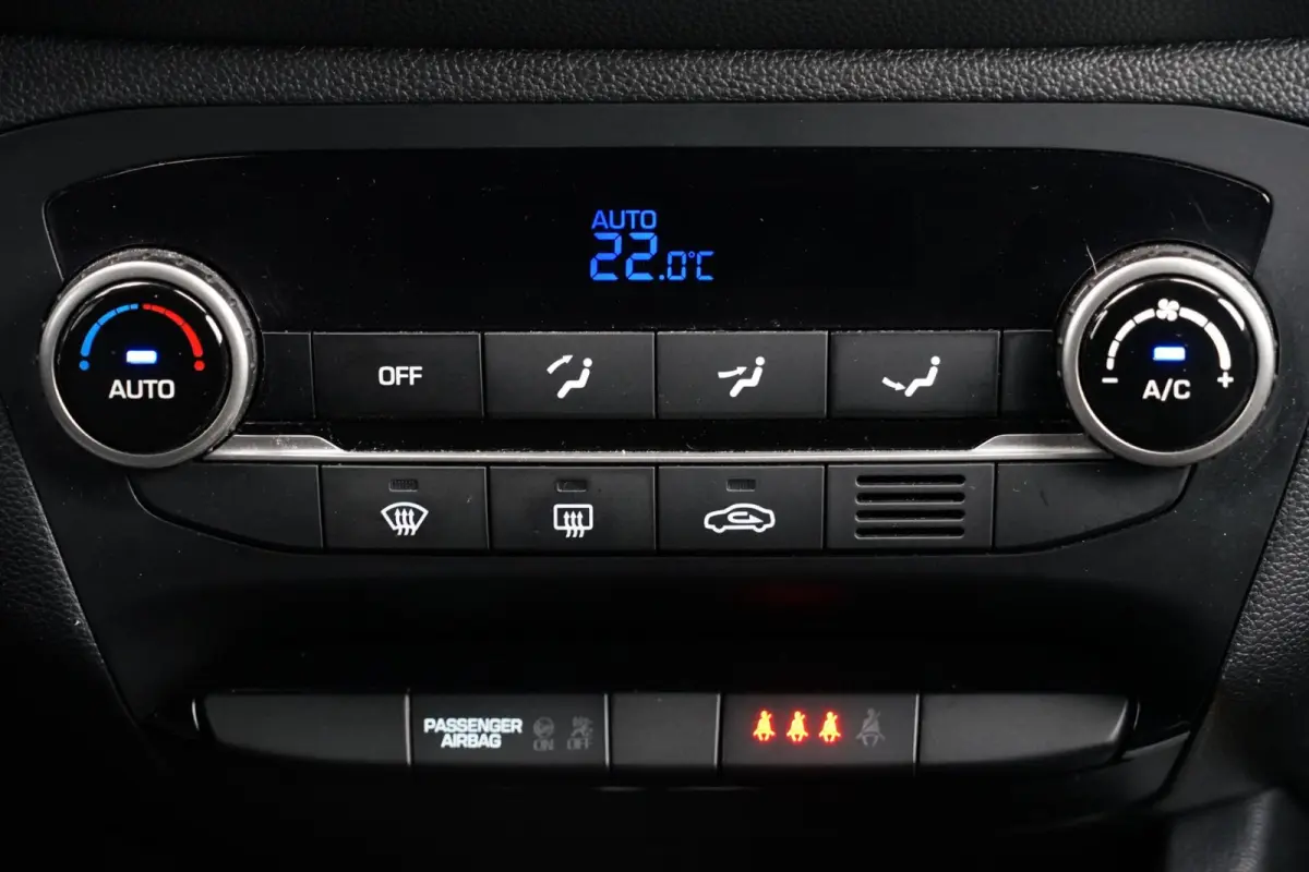 1.0 T-GDI Comfort, NL, cam. navi, cruise, DAB