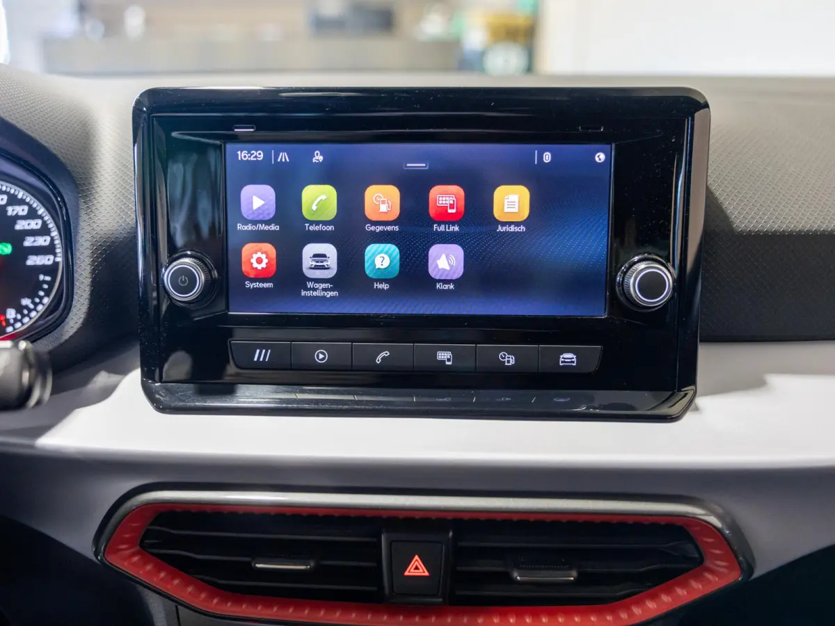 1.5 TSI Sport / 150pk / NAP / Apple CarPlay / Automatische klimaatregeling /
