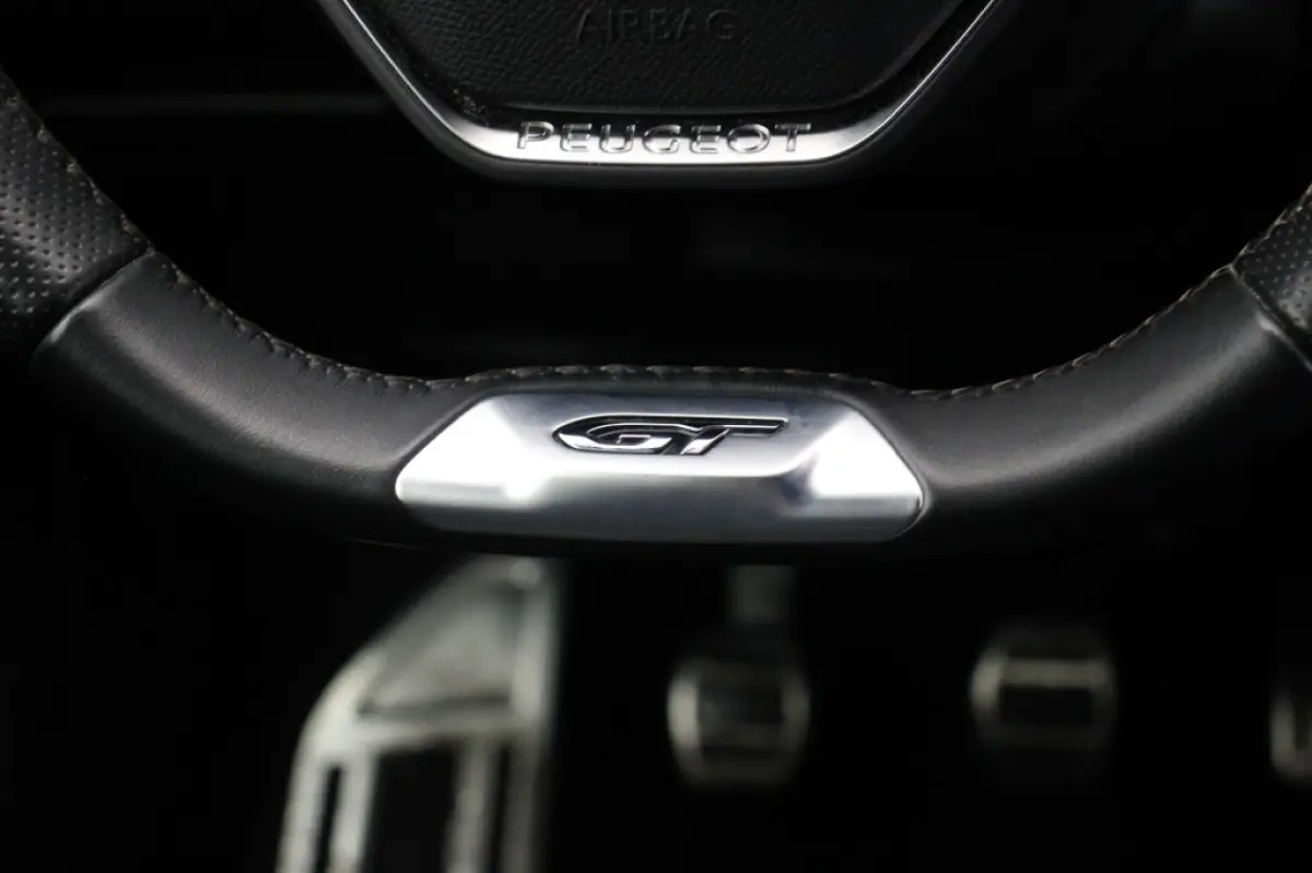 1.2 PureTech GT 7 Persoons - Digitaal Cockpit, Carplay, Camera, Half Leer, Trekhaak