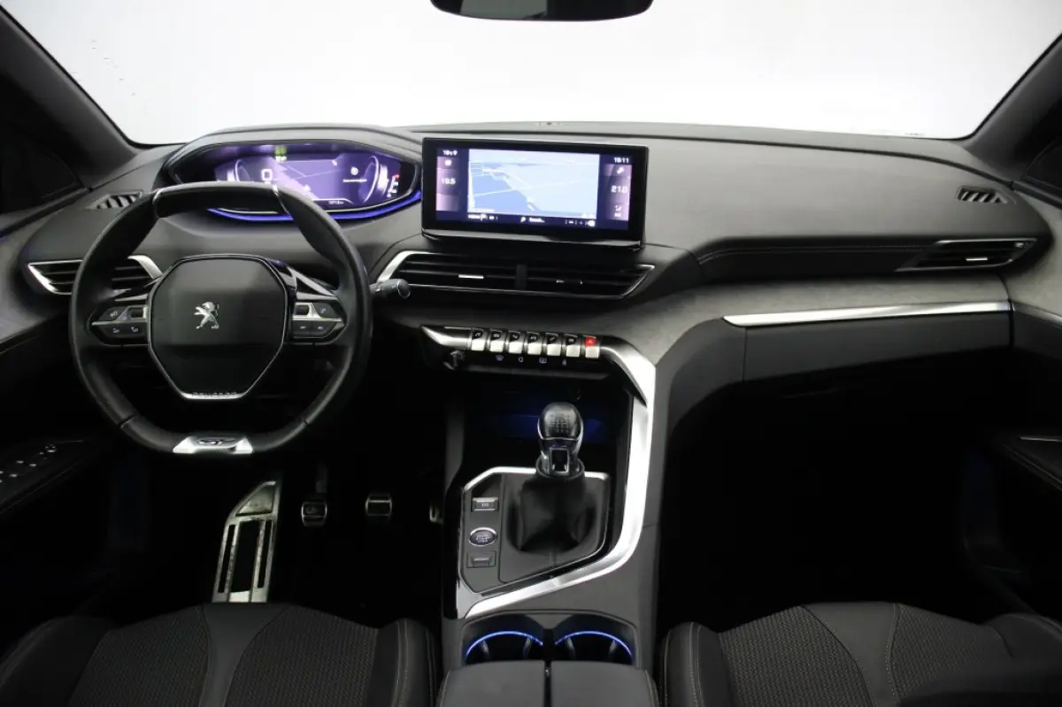 1.2 PureTech GT 7 Persoons - Digitaal Cockpit, Carplay, Camera, Half Leer, Trekhaak