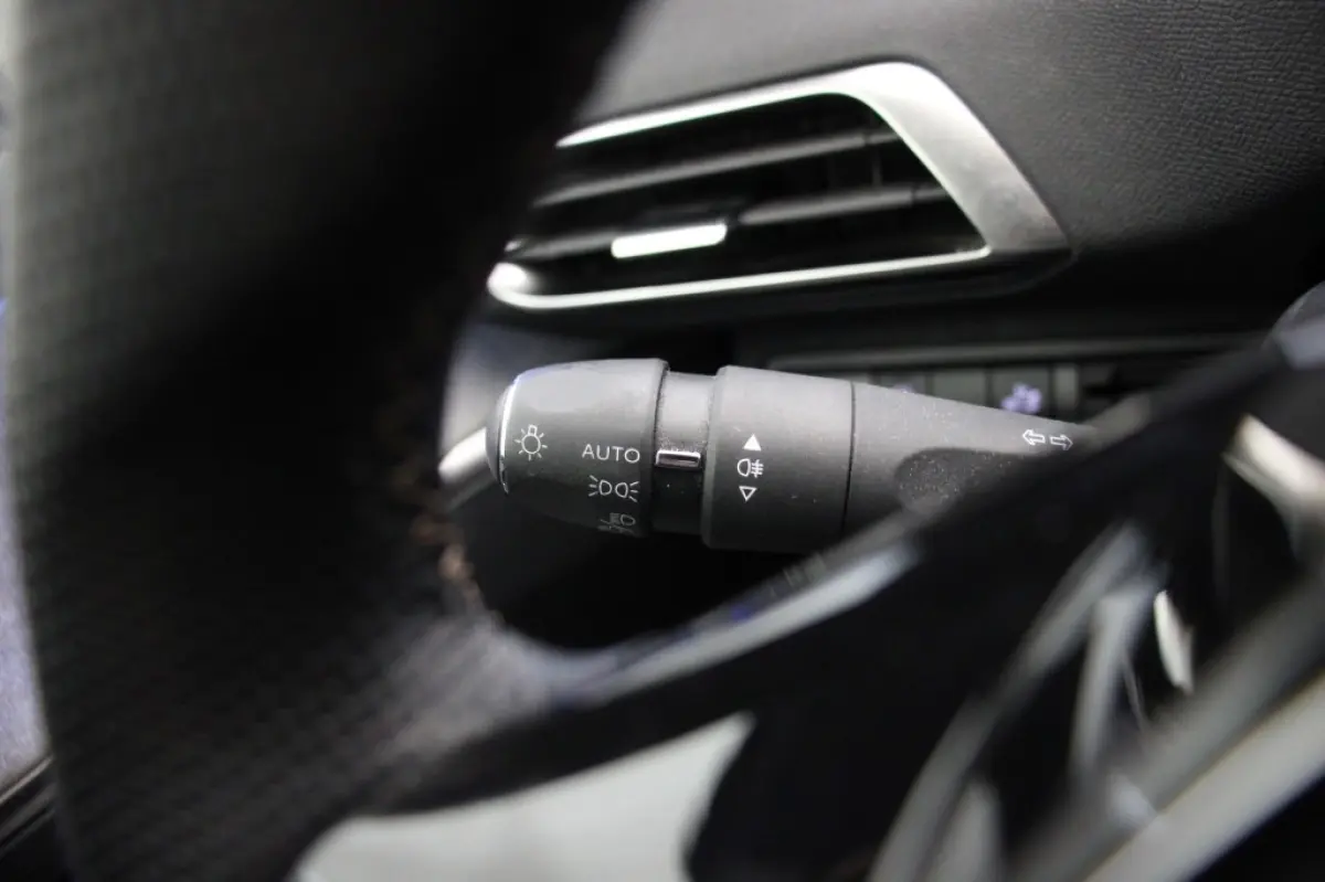 1.2 PureTech GT 7 Persoons - Digitaal Cockpit, Carplay, Camera, Half Leer, Trekhaak