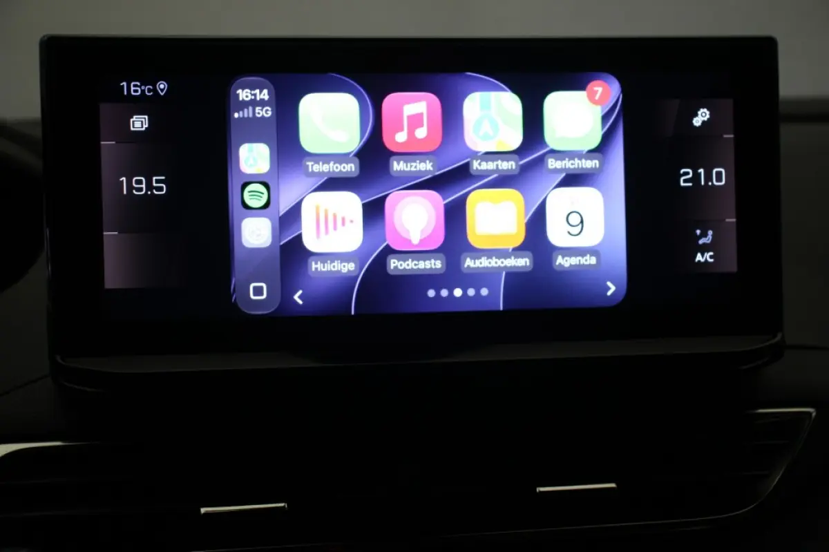 1.2 PureTech GT 7 Persoons - Digitaal Cockpit, Carplay, Camera, Half Leer, Trekhaak
