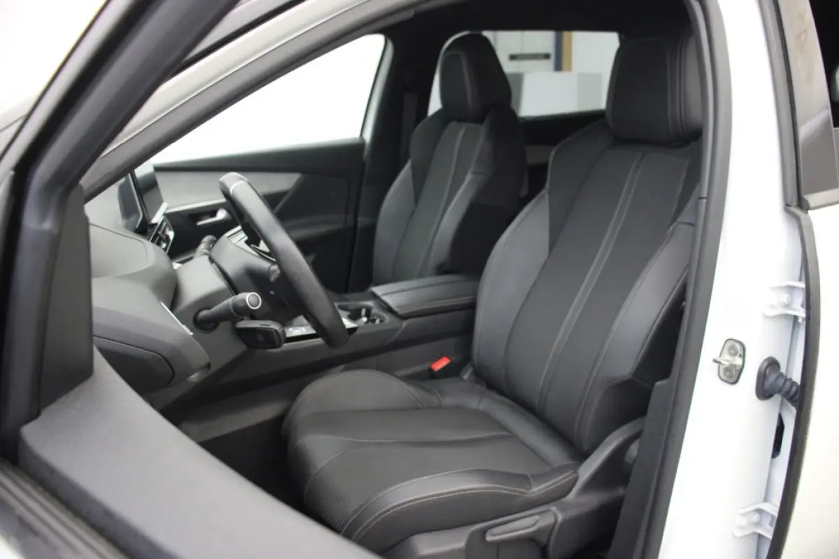 1.2 PureTech GT 7 Persoons - Digitaal Cockpit, Carplay, Camera, Half Leer, Trekhaak