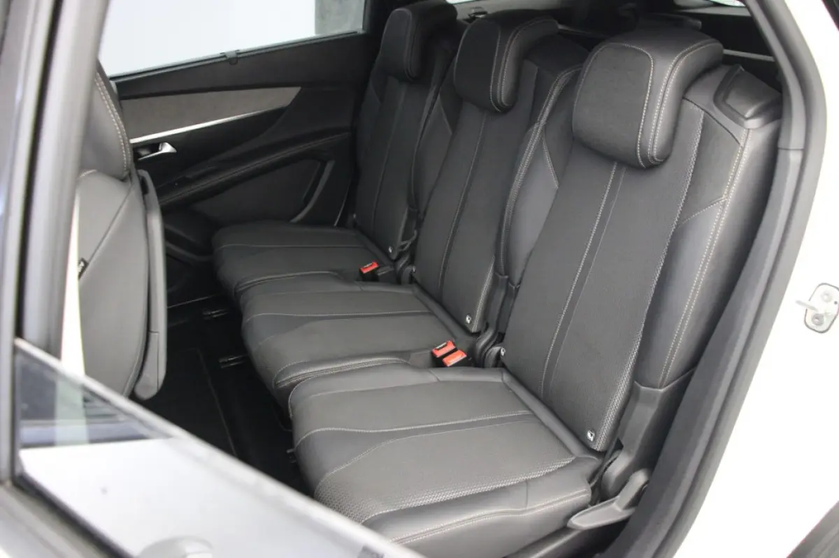 1.2 PureTech GT 7 Persoons - Digitaal Cockpit, Carplay, Camera, Half Leer, Trekhaak