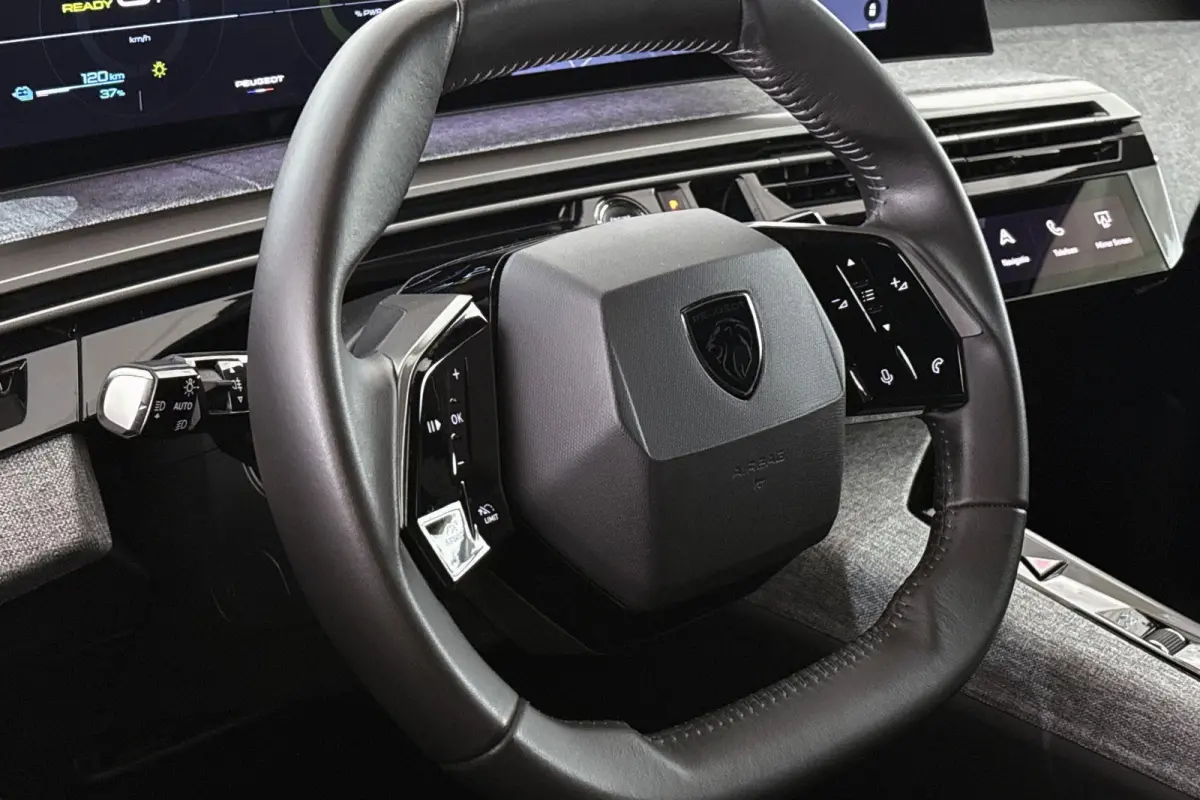 Allure 73 kWh Navigatie Keyless Camera Apple CarPlay