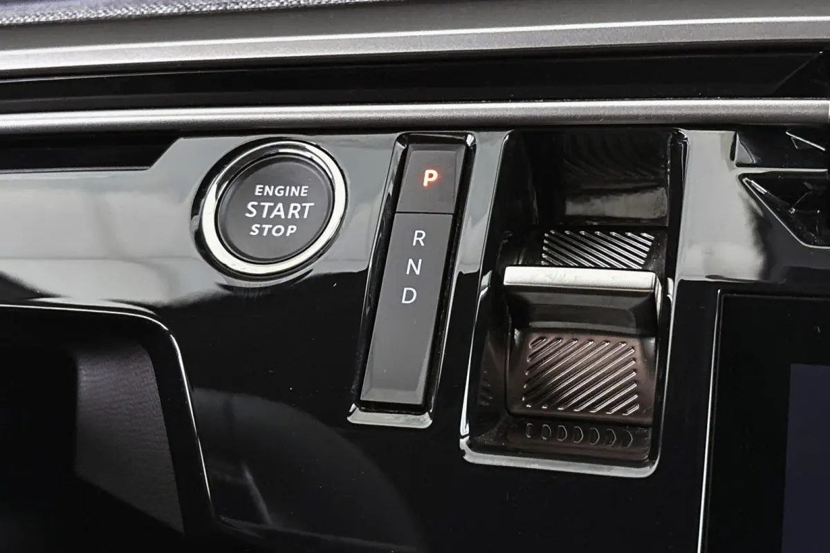Allure 73 kWh Navigatie Keyless Camera Apple CarPlay