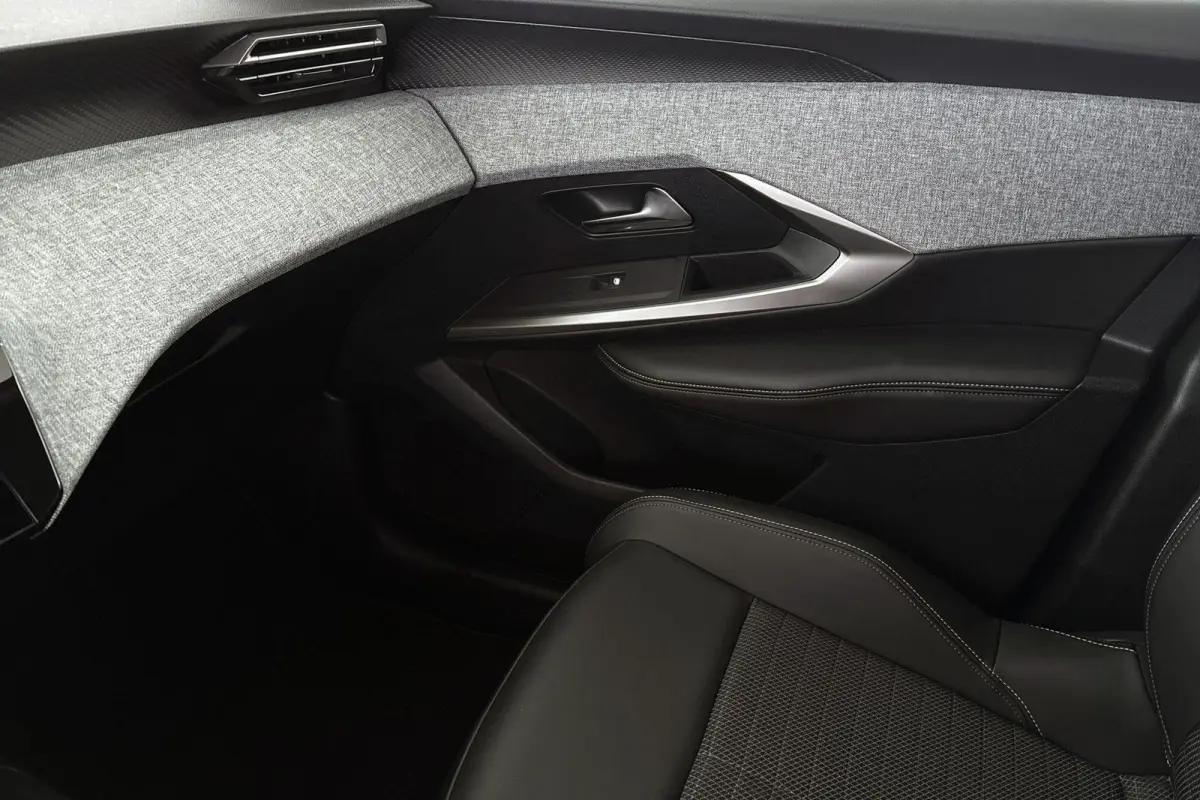 Allure 73 kWh Navigatie Keyless Camera Apple CarPlay