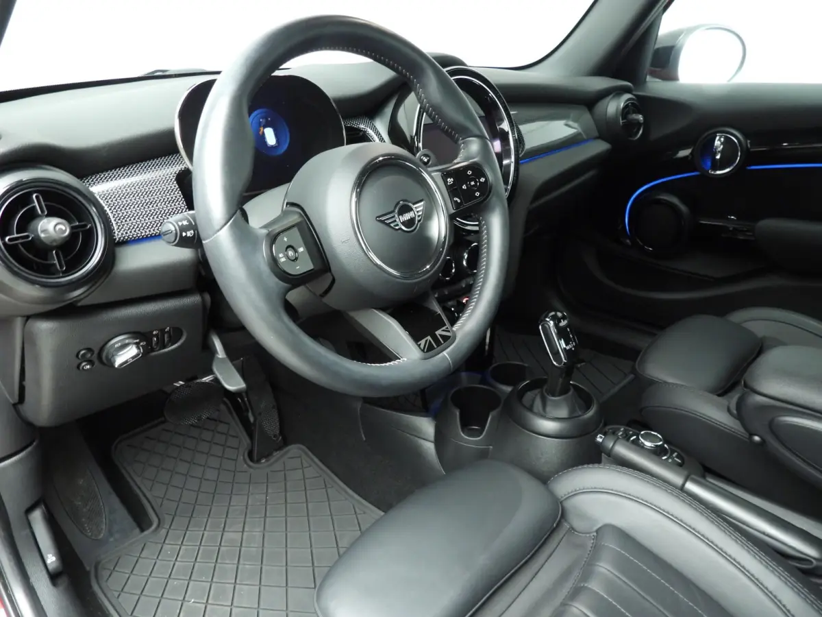 2.0 Cooper S Resolute Edition | Stuurwielverwarming | Achteruitrijcamera | Stoelverwarming | Navigatie | Comfort-Acces |