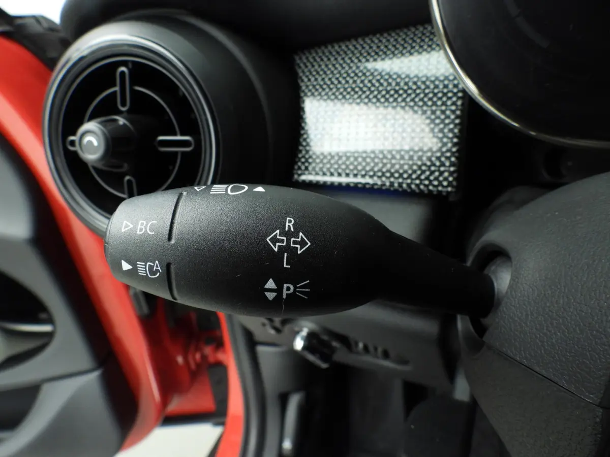 2.0 Cooper S Resolute Edition | Stuurwielverwarming | Achteruitrijcamera | Stoelverwarming | Navigatie | Comfort-Acces |