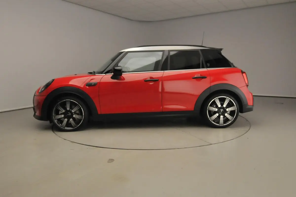 2.0 Cooper S Resolute Edition | Stuurwielverwarming | Achteruitrijcamera | Stoelverwarming | Navigatie | Comfort-Acces |