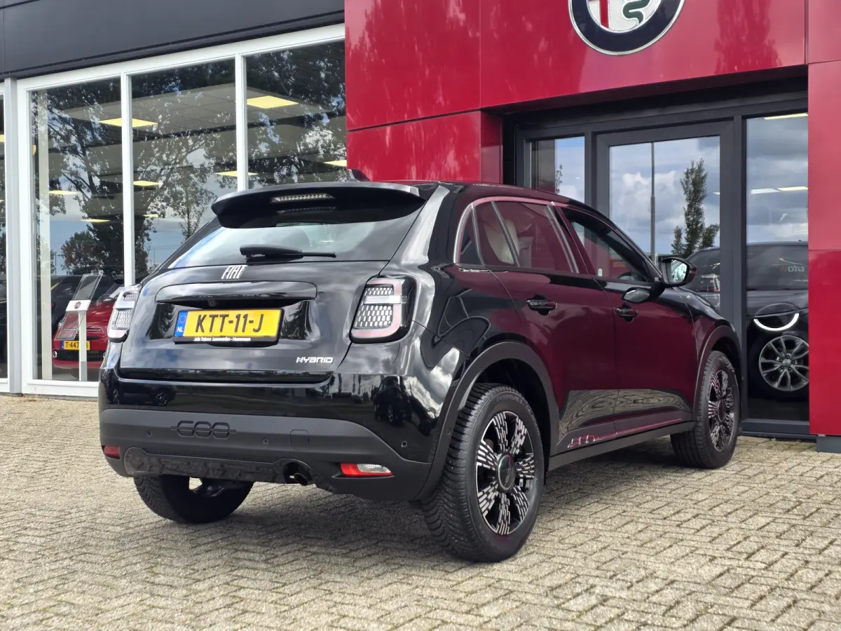 1.2T 100 Hybrid Urban | LED | CarPlay | Camera \ Style Pack | Winter Pack