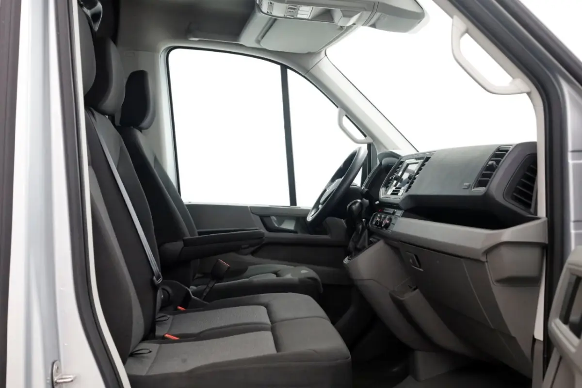 35 2.0 TDI 177pk DSG-Automaat L3H2 (L2H1) Airco/Navi/Camera 03-2023